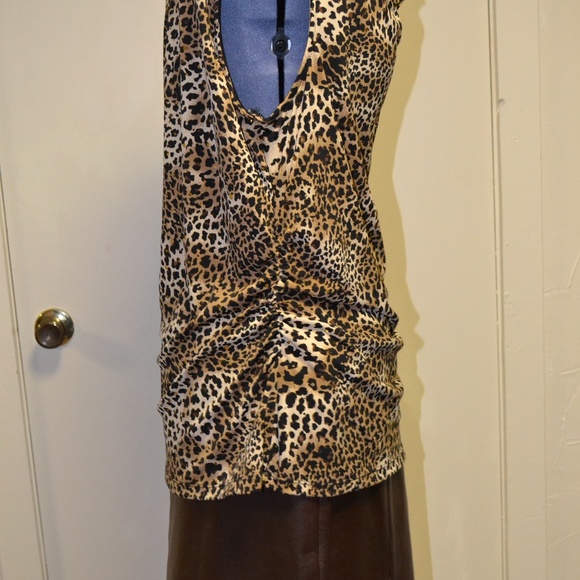 Ladies Top - Picture 2 of 3